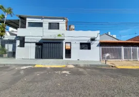 Foto 1 de Casa com 2 Quartos para alugar, 60m² em Brasil, Uberlândia