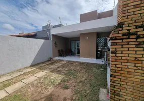 Foto 1 de Casa com 3 Quartos à venda, 88m² em Pedras, Fortaleza