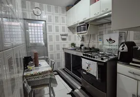 Foto 1 de Apartamento com 3 Quartos à venda, 70m² em Estacio, Rio de Janeiro