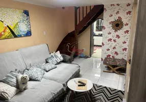 Foto 1 de Sobrado com 2 Quartos à venda, 111m² em Jardim Mangalot, São Paulo