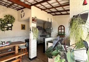 Foto 1 de Casa com 4 Quartos à venda, 254m² em Praia das Gaivotas, Vila Velha