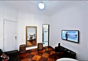 Foto 1 de Apartamento com 2 Quartos para alugar, 75m² em Copacabana, Rio de Janeiro