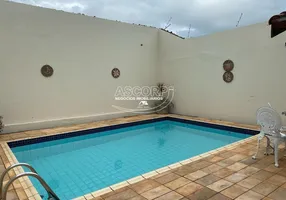 Foto 1 de Casa com 2 Quartos à venda, 157m² em CENTRO, Águas de São Pedro