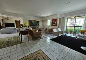 Foto 1 de Apartamento com 4 Quartos à venda, 208m² em Jaqueira, Recife