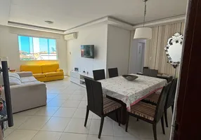 Foto 1 de Apartamento com 3 Quartos para alugar, 120m² em Praia do Pecado, Macaé