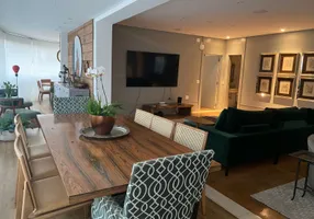 Foto 1 de Apartamento com 4 Quartos à venda, 335m² em Itaim Bibi, São Paulo