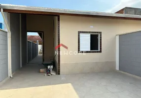 Foto 1 de Casa com 2 Quartos à venda, 81m² em Savoy , Itanhaém