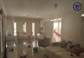 Foto 1 de Casa com 3 Quartos à venda, 250m² em Coaçu, Fortaleza