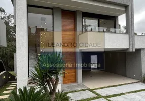 Foto 1 de Casa de Condomínio com 3 Quartos à venda, 220m² em Condominio Buena Vista, Viamão