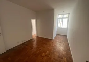 Foto 1 de Apartamento com 2 Quartos à venda, 66m² em Copacabana, Rio de Janeiro