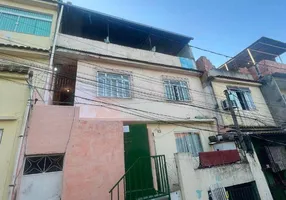 Foto 1 de Casa de Condomínio com 2 Quartos à venda, 110m² em Ramos, Rio de Janeiro