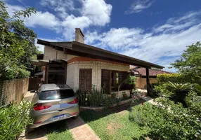 Foto 1 de Casa com 7 Quartos à venda, 450m² em Jurerê, Florianópolis