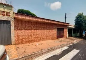 Foto 1 de Casa com 1 Quarto à venda, 130m² em Valentina Figueiredo, Ribeirão Preto