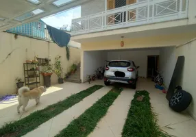 Foto 1 de Casa com 3 Quartos à venda, 151m² em Jardim América, Taboão da Serra