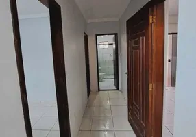 Foto 1 de Casa com 2 Quartos à venda, 90m² em Jardim dos Camargos, Barueri