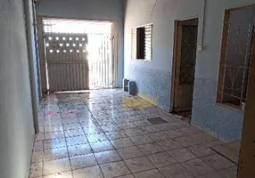 Foto 1 de Casa com 2 Quartos para alugar, 91m² em Vila Industrial, Rio Claro