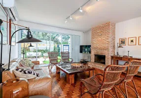 Foto 1 de Casa com 4 Quartos à venda, 188m² em Boaçava, São Paulo