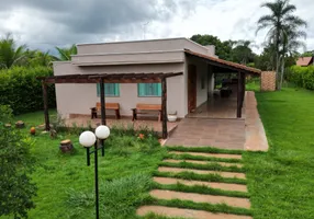 Foto 1 de Fazenda/Sítio com 3 Quartos à venda, 250m² em , Santo Antônio de Goiás