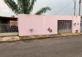 Foto 1 de Casa com 3 Quartos à venda, 55m² em Centro, Primavera do Leste