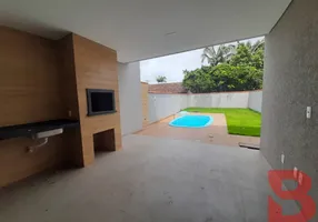 Foto 1 de Sobrado com 3 Quartos à venda, 142m² em Barra do Sai, Itapoá