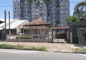 Foto 1 de Casa com 2 Quartos à venda, 439m² em Tristeza, Porto Alegre