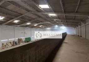 Foto 1 de Galpão/Depósito/Armazém para venda ou aluguel, 1000m² em Fazendinha, Araruama