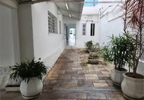 Foto 1 de Sobrado com 1 Quarto para alugar, 300m² em Campo Belo, São Paulo