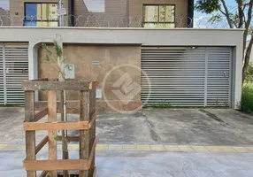 Foto 1 de Sobrado com 4 Quartos à venda, 161m² em Vila Rosa, Goiânia