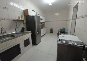 Foto 1 de Casa com 2 Quartos à venda, 100m² em Vila Tupi, Praia Grande