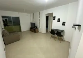 Foto 1 de Apartamento com 2 Quartos à venda, 60m² em Imboassica, Macaé