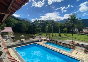 Foto 1 de Casa de Condomínio com 2 Quartos à venda, 210m² em Caneca Fina, Guapimirim