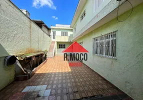 Foto 1 de Sobrado com 5 Quartos para alugar, 353m² em Vila Nhocune, São Paulo