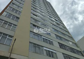 Foto 1 de Apartamento com 3 Quartos à venda, 173m² em Centro, Uberlândia