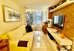 Foto 1 de Apartamento com 2 Quartos para alugar, 66m² em Leblon, Rio de Janeiro