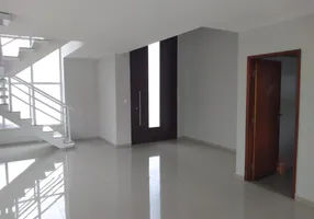 Foto 1 de Casa de Condomínio com 4 Quartos para alugar, 400m² em VILA DA RAINHA, Campos dos Goytacazes