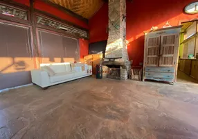 Foto 1 de Casa de Condomínio com 3 Quartos para alugar, 800m² em Vila  Alpina, Nova Lima