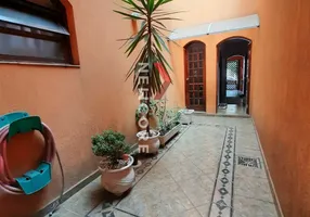 Foto 1 de Sobrado com 3 Quartos à venda, 180m² em Parque Marajoara, Santo André