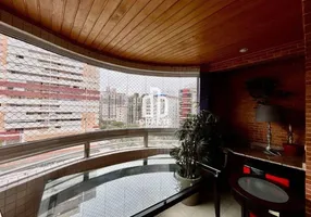 Foto 1 de Apartamento com 3 Quartos à venda, 180m² em Gonzaga, Santos