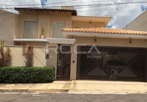 Foto 1 de Sobrado com 3 Quartos à venda, 262m² em Jardim de Cresci, São Carlos