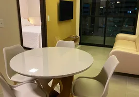 Foto 1 de Apartamento com 1 Quarto para alugar, 47m² em Ponta Verde, Maceió