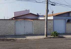 Foto 1 de Sobrado com 4 Quartos à venda, 373m² em Jardim Bandeirantes, Salto
