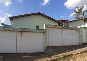 Foto 1 de Casa com 2 Quartos à venda, 63m² em Presidente, Matozinhos