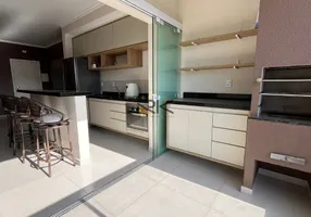 Foto 1 de Apartamento com 2 Quartos à venda, 65m² em Itaguá, Ubatuba