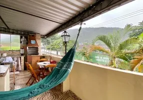 Foto 1 de Casa com 3 Quartos à venda, 110m² em Cascadura, Rio de Janeiro