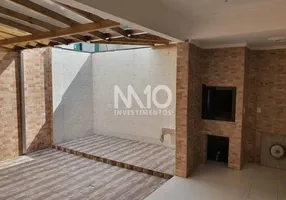 Foto 1 de Casa com 3 Quartos à venda, 200m² em Barra, Balneário Camboriú