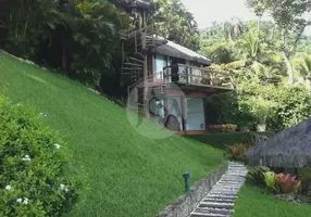 Foto 1 de Casa com 6 Quartos à venda, 450m² em Colégio Naval, Angra dos Reis