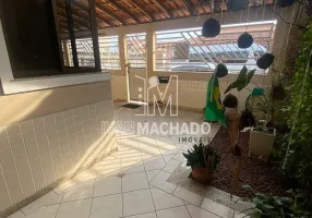 Foto 1 de Sobrado com 3 Quartos à venda, 256m² em Parque Residencial Laranjeiras, Serra