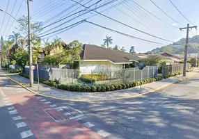 Foto 1 de Casa com 3 Quartos para alugar, 387m² em América, Joinville