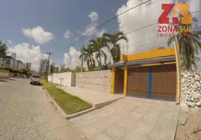 Foto 1 de Casa de Condomínio com 3 Quartos à venda, 400m² em Bessa, João Pessoa