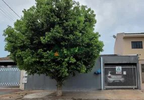 Foto 1 de Casa com 2 Quartos à venda, 69m² em Jardim Portal dos Pioneiros, Londrina